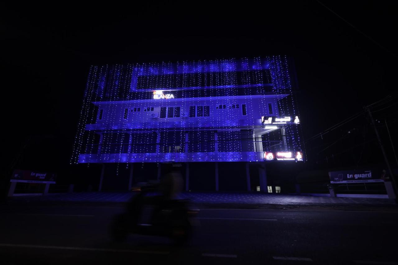 Emfore Elanza Kottayam Bagian luar foto